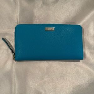 Kate Spade Large wallet/wristlet